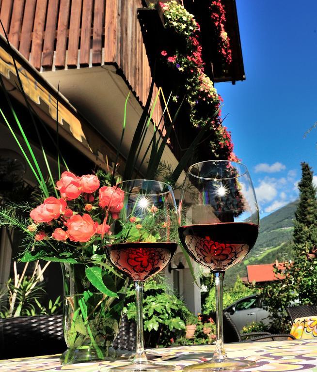 霍费尔公寓式酒店 布列瑟农 外观 照片